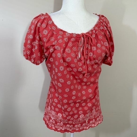 Susan Lawrence sz med top boho style in a Cotten blend. The color is a salmon - Picture 10 of 15